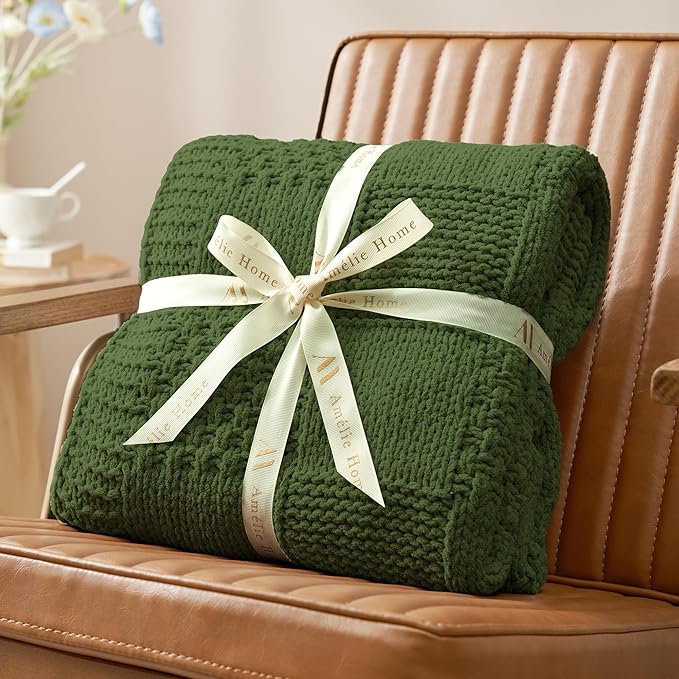 Amélie Home Checkered Chenille Knit Throw Blanket - Image 7