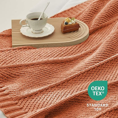 Amélie Home Chevron Chenille Knit Throw Blanket - Image 8