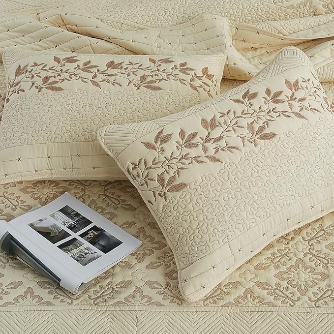 EVENHUG Floral Embroidered Quilt Set King Size 3 Piece Bedding Set Reversible - Image 4