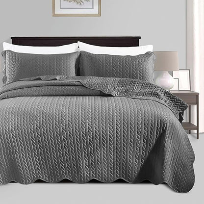 IR Imperial Rooms Queen Quilt Bedding Set Size + 2 Pillow Shams by IRImperialRooms