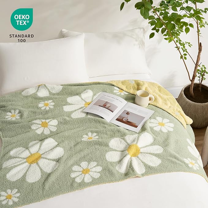 Snuggle Sac Flower Throw Blanket - Image 3