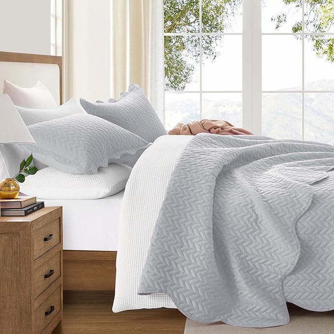 IR Imperial Rooms Queen Quilt Bedding Set Size + 2 Pillow Shams - Image 2