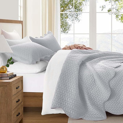 IR Imperial Rooms Queen Quilt Bedding Set Size + 2 Pillow Shams - Image 2