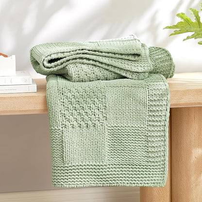 Amélie Home Checkered Chenille Knit Throw Blanket by Am%C3%A9lieHome