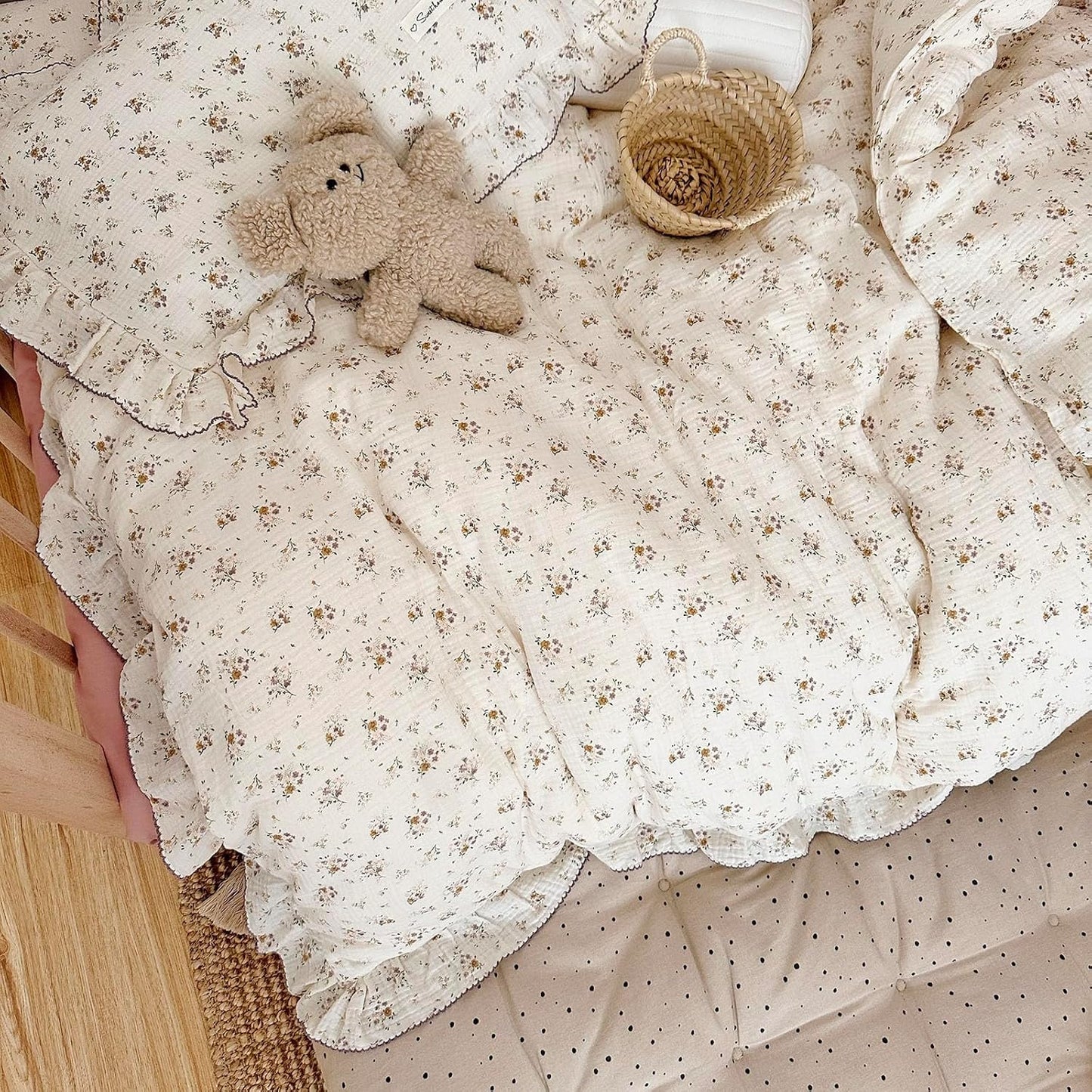AOJIM Floral Print Kids Duvet Cover, 1-Piece 2-Layer Gauze Muslin Cotton Soft Breathable Toddler Comforter Cover 47X59'', Kids Ruffled Bedding Duvet Cover for Boys Girls, No Quilt or Pillowcases