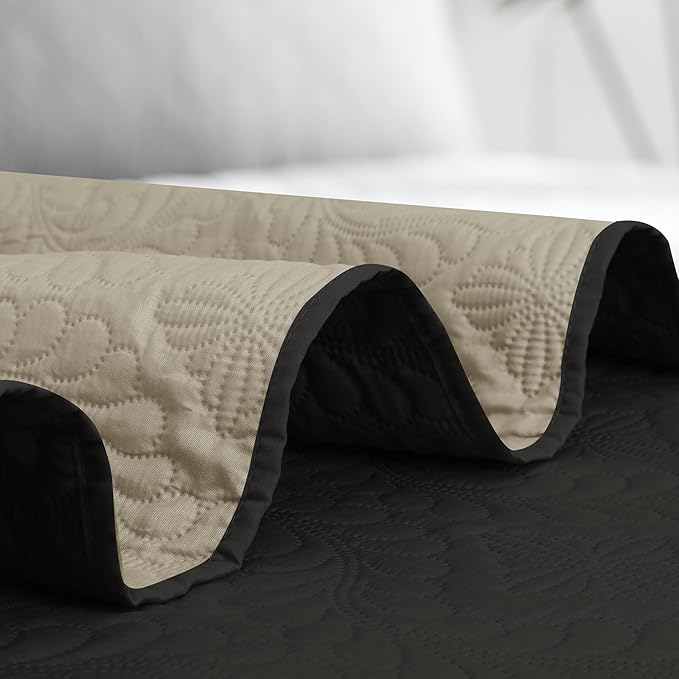 Easy-Going King Size Reversible Quilt Set - Image 7