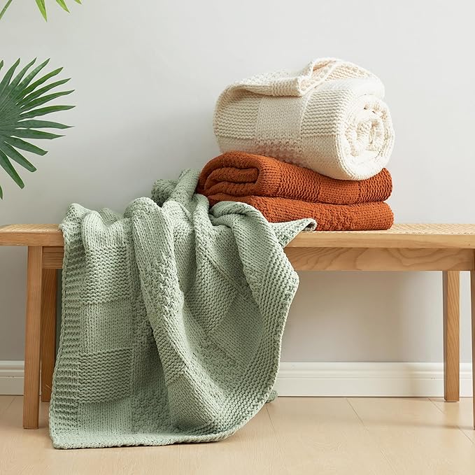 Amélie Home Checkered Chenille Knit Throw Blanket - Image 5
