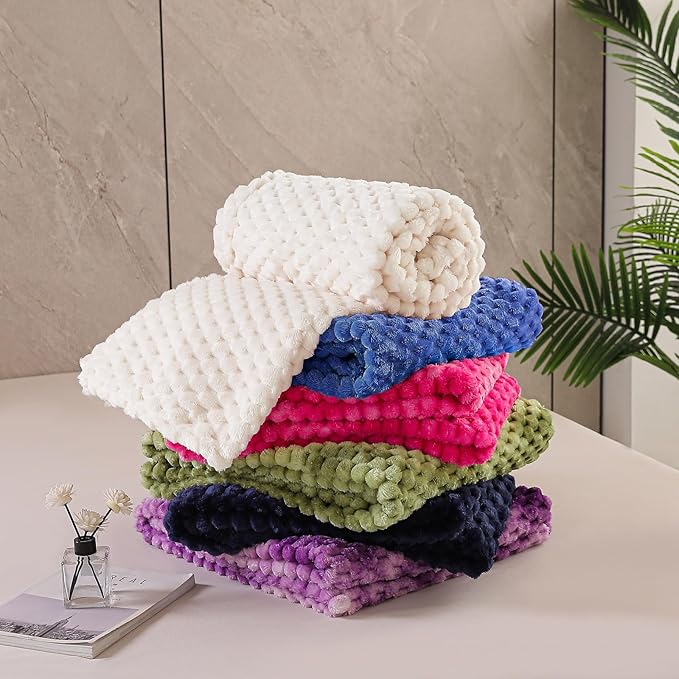 Exclusivo Mezcla Queen Size Fleece Blanket - Image 8