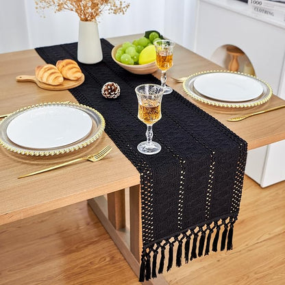 FEXIA Macrame Table Runner - Image 5