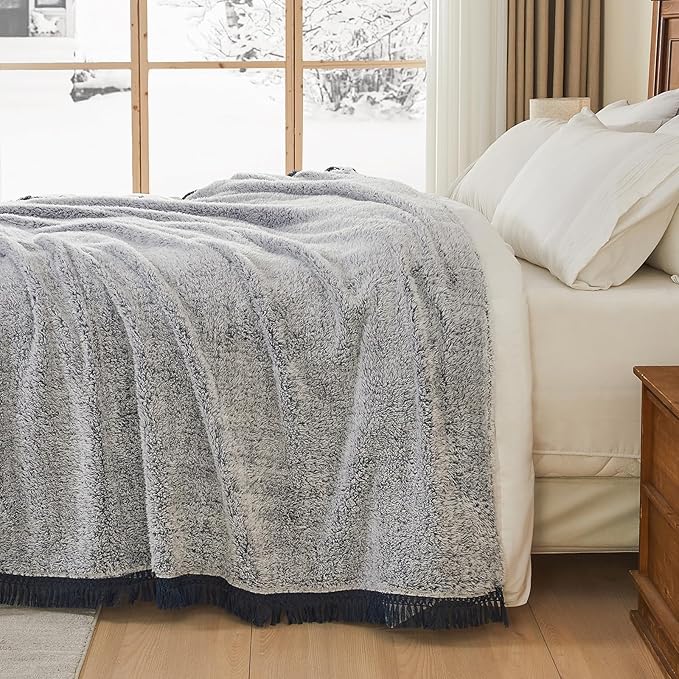 EMME Soft Sherpa Fleece Blanket - Image 4