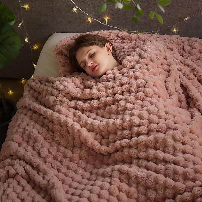 NEWCOSPLAY Super Soft Queen Blanket Pink Premium Silky Flannel Fleece 3D Clouds - Image 2