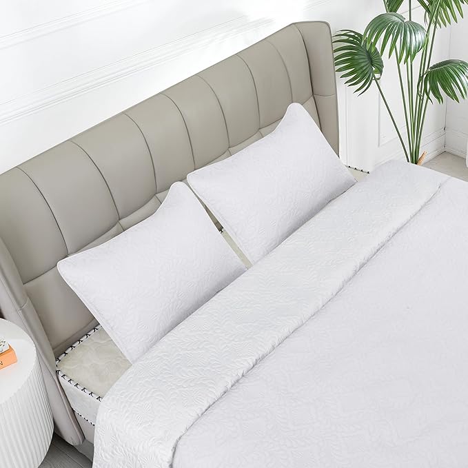 Easy-Going Full/Queen Size Reversible Quilt Set - Image 2