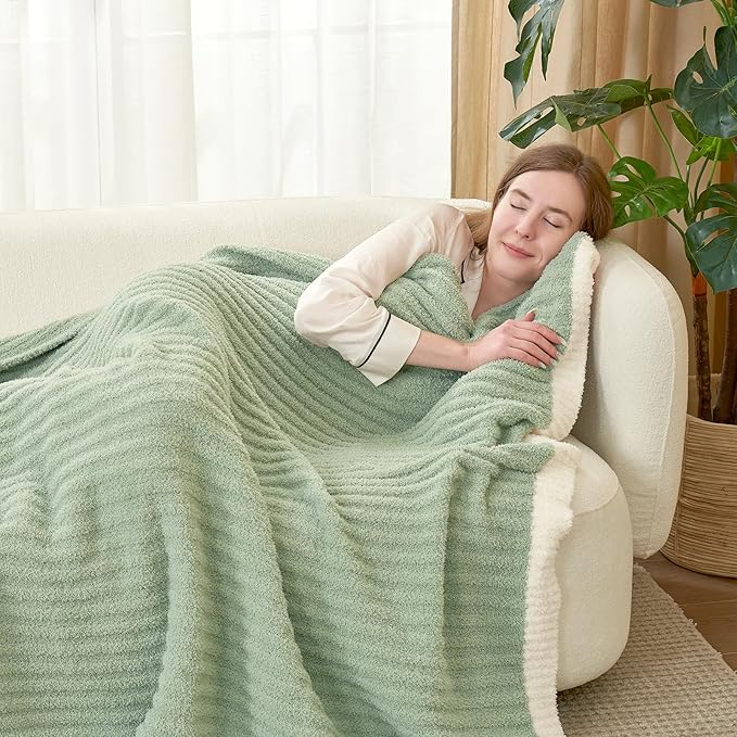 Snuggle Sac Soft King Size Blanket - Image 6