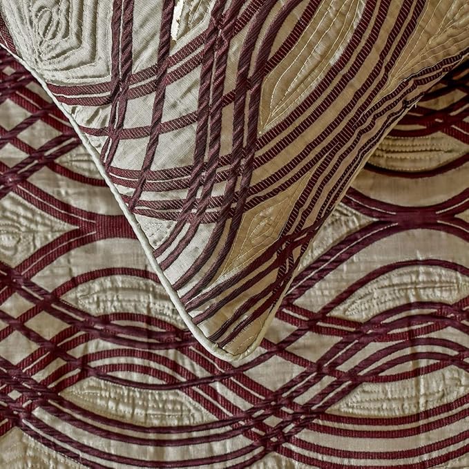 The HomeCentric King/Queen/Twin Brown Decorative Bed Runner CA King 86"x18" Bed - Image 3