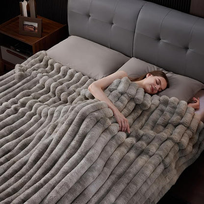 Fluffy Faux Fur Throw Blanket, Thick 1000GSM Soft Cozy Throw Blankets - Image 5