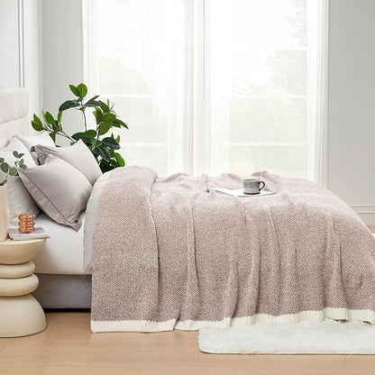 Snuggle Sac Queen Size Bedding Blanket Taupe, Super Soft Warm Microfiber - Image 3
