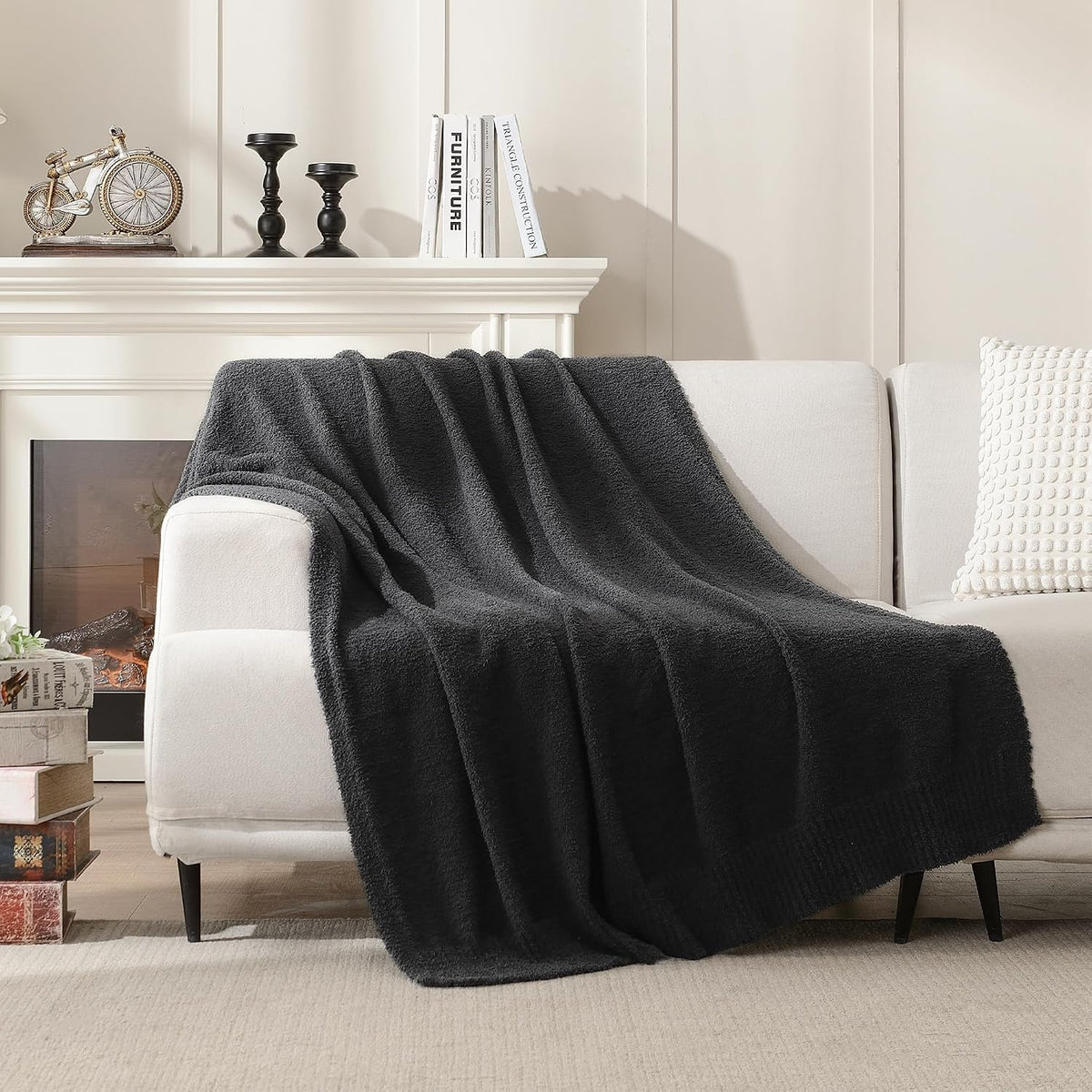 jooja knitted dark grey black throw twin size, close-up detail