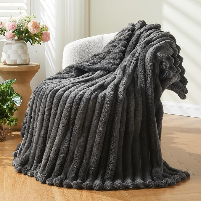 NEWCOSPLAY Super Soft Queen Blanket Grey Premium Silky Flannel Fleece 3D Ribbed - Image 7