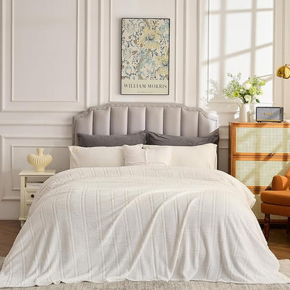 Oversized King Fleece Blanket 120x120 Inches, Seamless Soft Cozy 3D Jacquard - Image 3