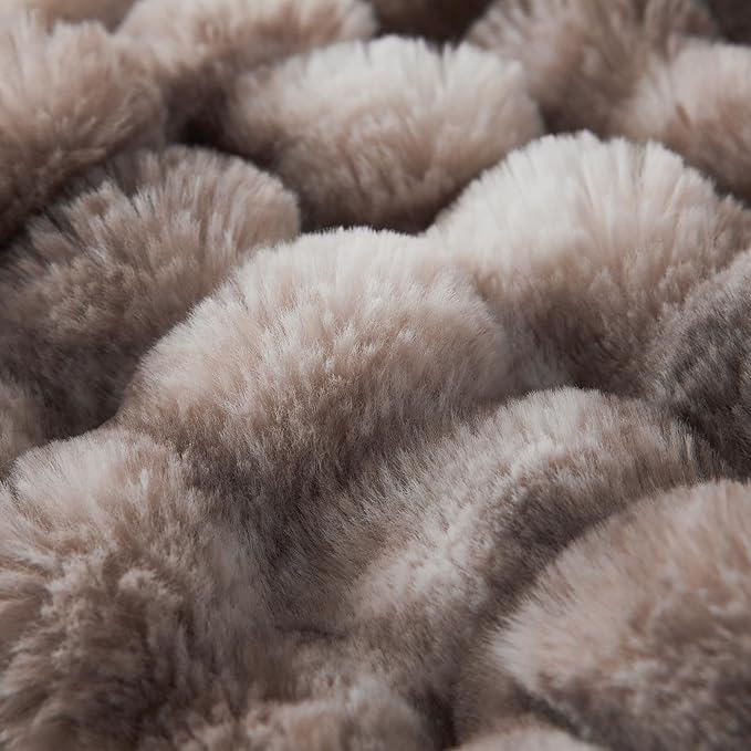 COOVA Faux Fur Throw Blanket for Couch, Cozy Soft and Fuzzy Plush Rabbit Fur - Image 5