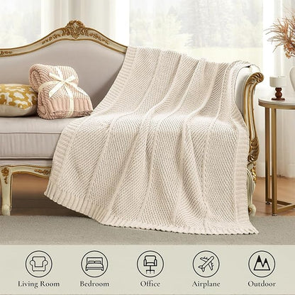 Amélie Home Chevron Chenille Knit Throw Blanket - Image 3