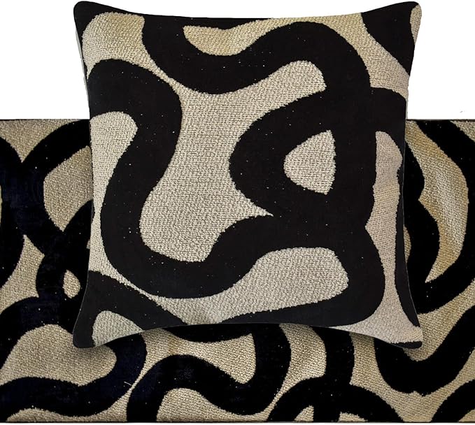 The HomeCentric Black Bed Runner - Image 4