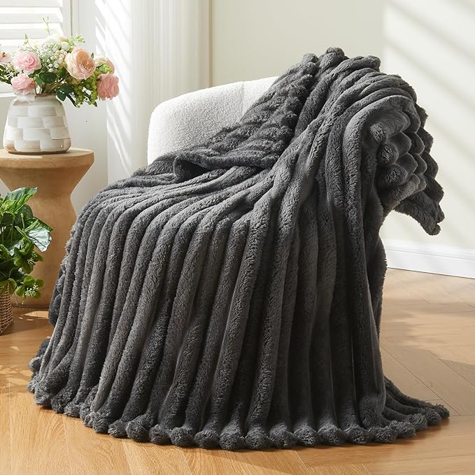 NEWCOSPLAY Super Soft Throw Blanket Grey Premium Silky Flannel Fleece 3D Ribbed by NEWCOSPLAY
