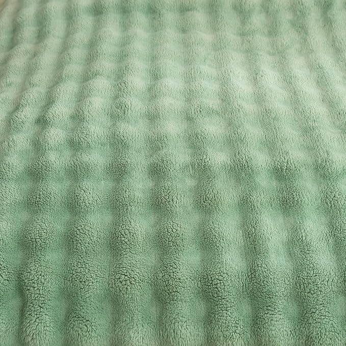 YUSOKI Luxury 3D Bubble Throw Blanket 3.1lb, All Ages, Home Decoration - Image 5