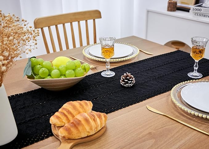FEXIA Macrame Table Runner - Image 7