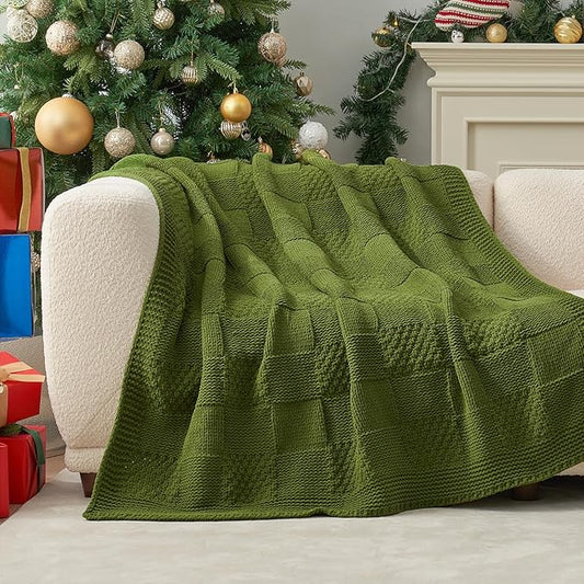 Amélie Home Checkered Chenille Knit Throw Blanket by Am%C3%A9lieHome