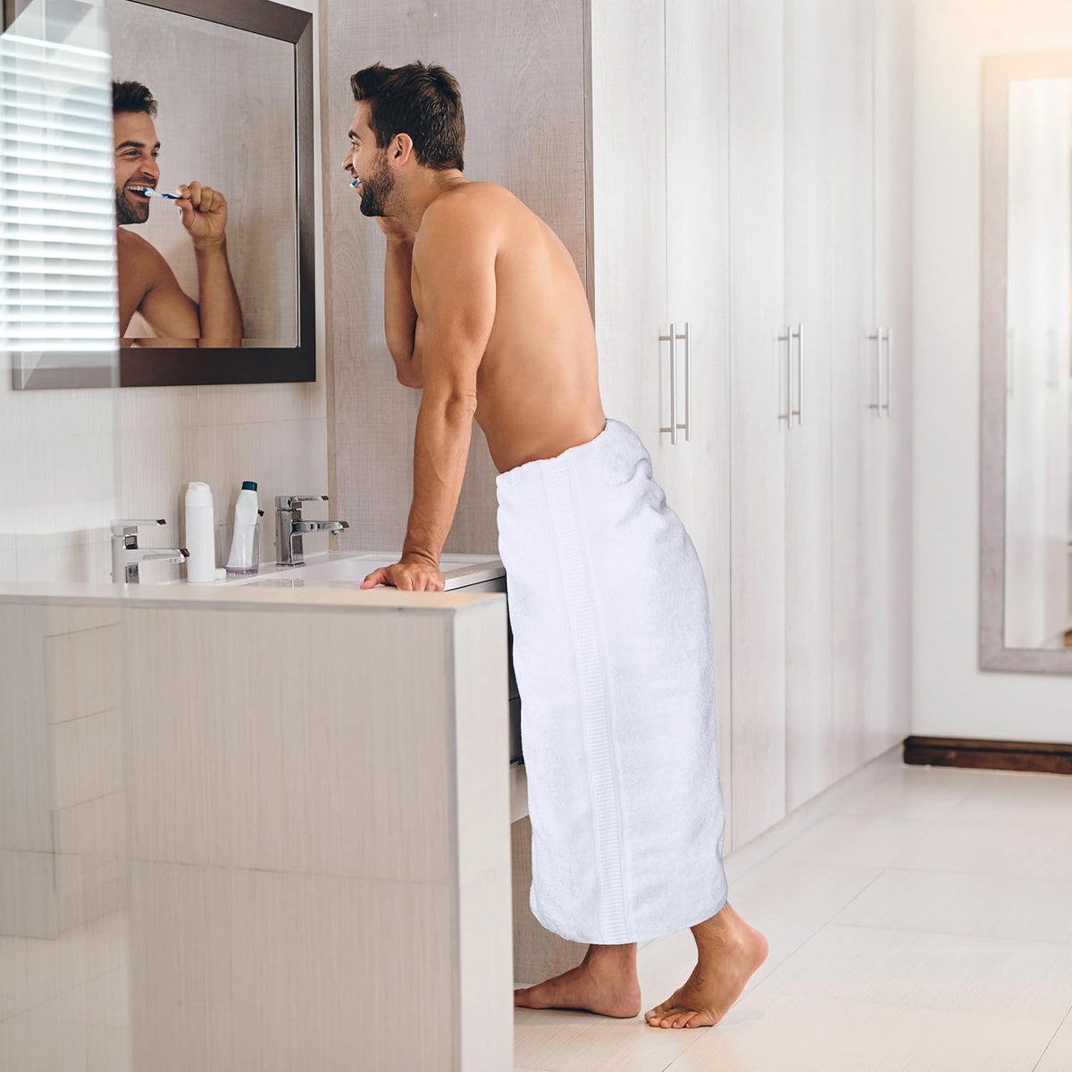 utopia towels jumbo bath sheets, 2 pack, 35x70, close-up detail