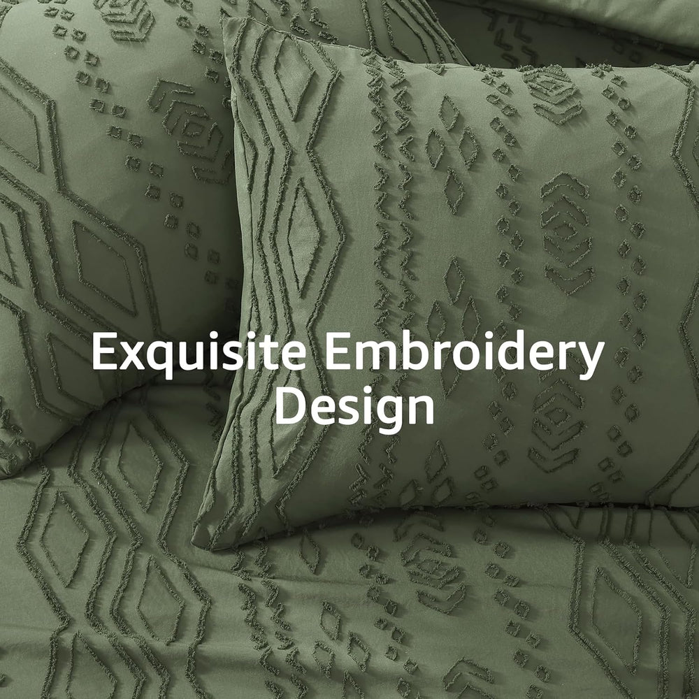 Queen Size Comforter Set- 7 Pieces Tufted Bed in a Bag Queen Bedding Sets
