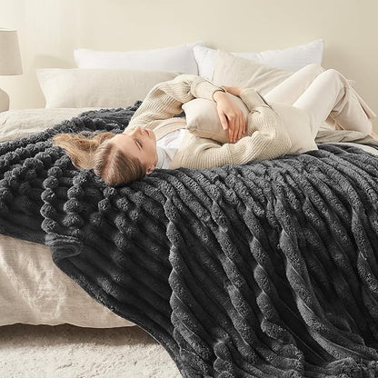 NEWCOSPLAY Super Soft Throw Blanket Grey Premium Silky Flannel Fleece 3D Ribbed - Image 4