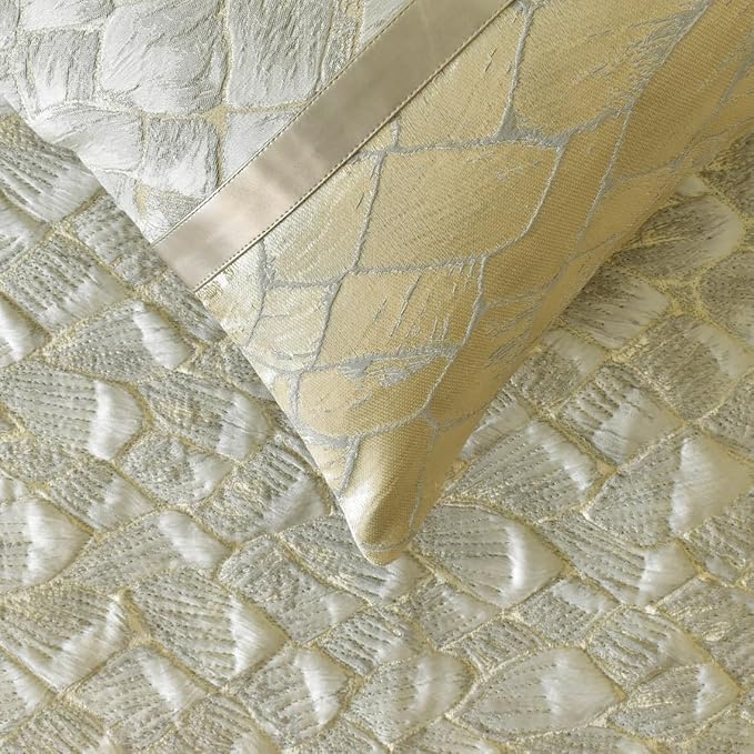 The HomeCentric King/Queen/Twin Ivory & Gold Designer Full 68"x18" Bed Runner - Image 3