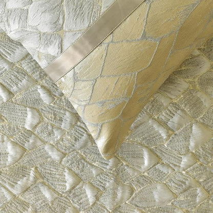 The HomeCentric King/Queen/Twin Ivory & Gold Designer Twin 53"x18" Bed Runner - Image 3