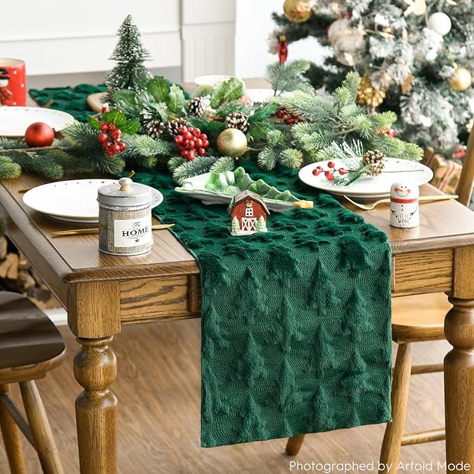 Artoid Mode Christmas Trees Green Soft Plush Faux Fur Jacquard Christmas Table - Image 3