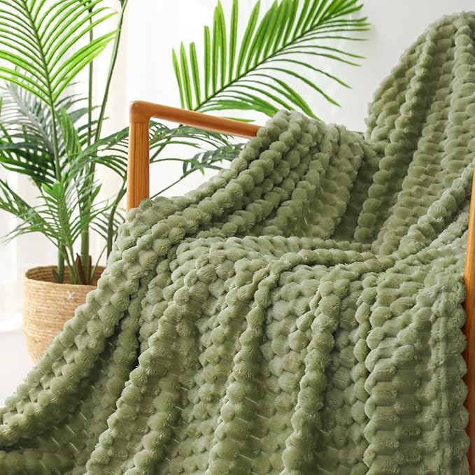 Exclusivo Mezcla Queen Size Fleece Blanket - Image 5