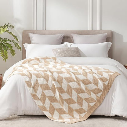 Snuggle Sac Chevron Throw Blanket - Image 2