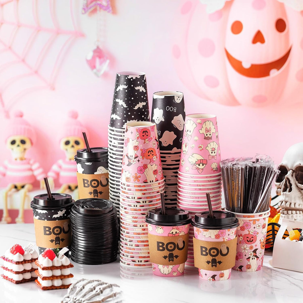 Lallisa 100 Sets 12 oz Halloween Disposable Coffee Cups with Lids and Sleeves Straws, Hot Coffee Paper Cups for holiday Party Drinks Supplies(Cute Ghost)