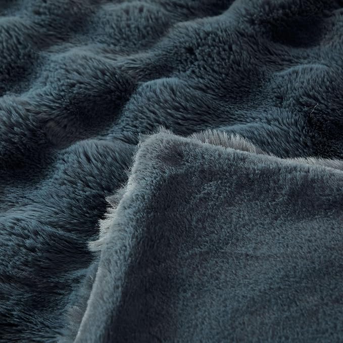 Faux Fur Throw Blanket for Couch Cozy Fuzzy Soft Plush Thick Fluffy Fleece - Image 4