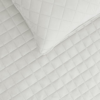 Easy-Going Full/Queen Size Reversible Quilt Set - Image 3