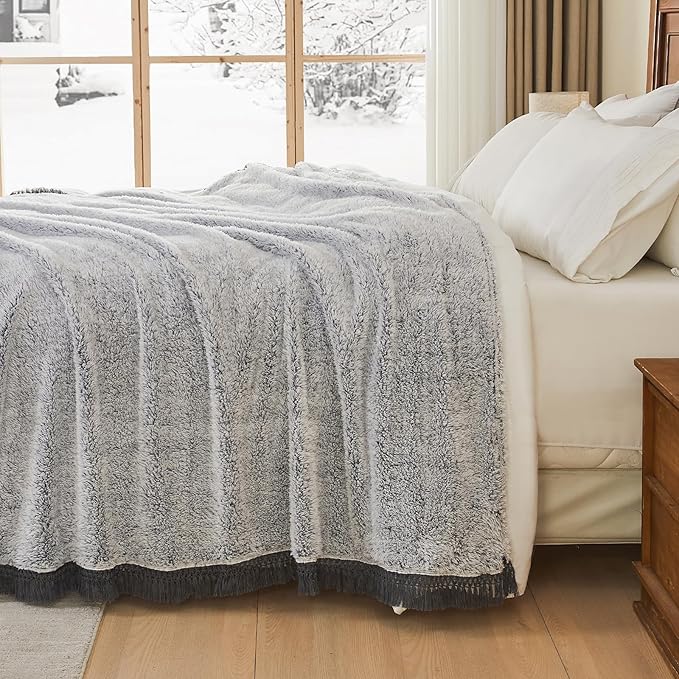 EMME Soft Sherpa Fleece Blanket - Image 6