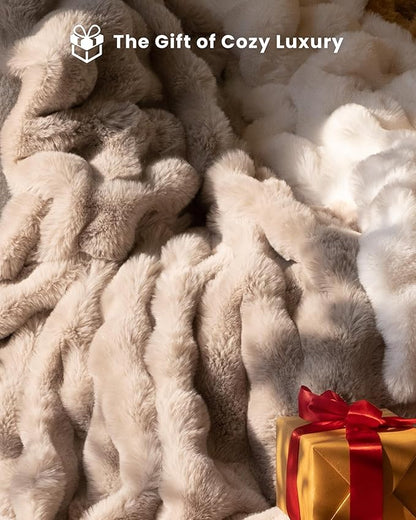 Ultra Soft Cozy Faux Fur Throw Blanket, Fuzzy Plush Thick Bubble Blanket - Image 6