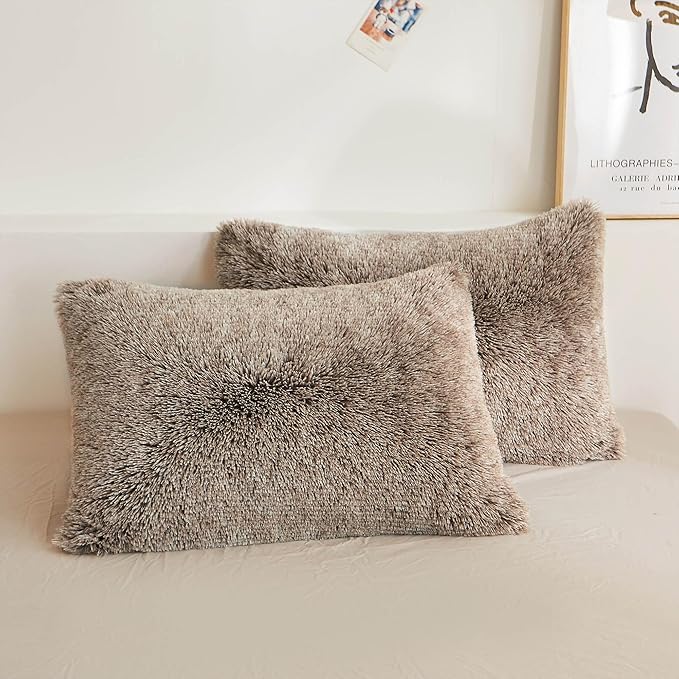 XeGe Fluffy Faux Fur Pillow Cases, Ultra Soft Plush Shaggy Fuzzy Pillowcases by XeGe