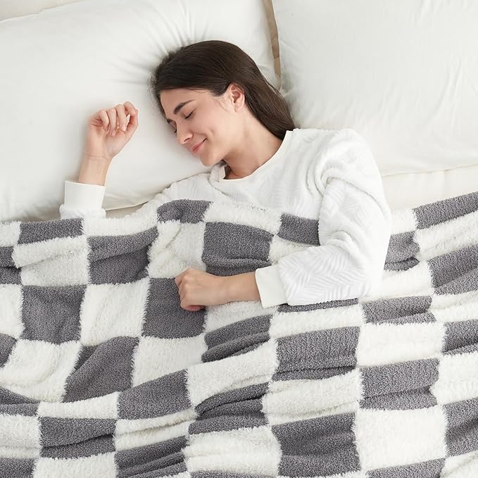 Snuggle Sac Faux Fur Checkered Blanket Twin Size - Image 5