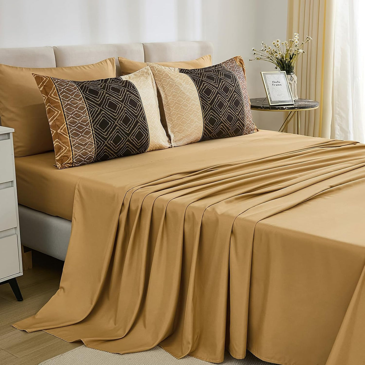 dinjoy full size comforter sets boho,brown striped bedding, close-up detail