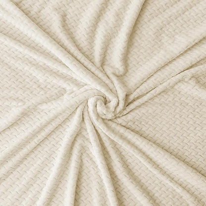 Oversized King Fleece Blanket 120x120 Inches, Seamless Soft Cozy 3D Jacquard - Image 4