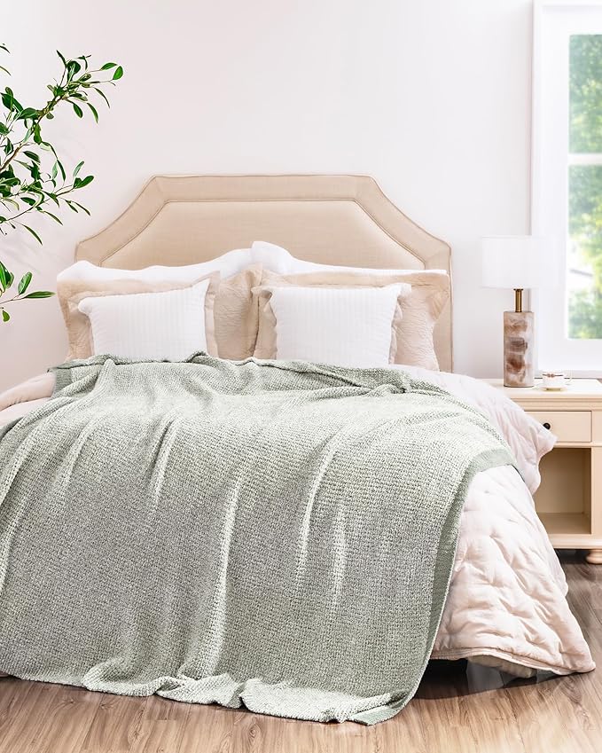 Super Soft Throw Blanket 60 x 80 Inches, Half-Side Plush Fuzzy Blanket - Image 2