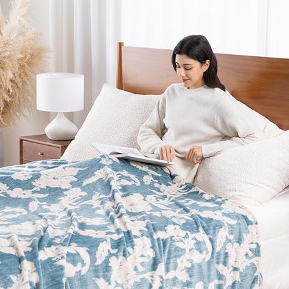 Luxury Printed Fleece Warm Blanket, Soft Lightweight Velvety Plush Throw - Image 3