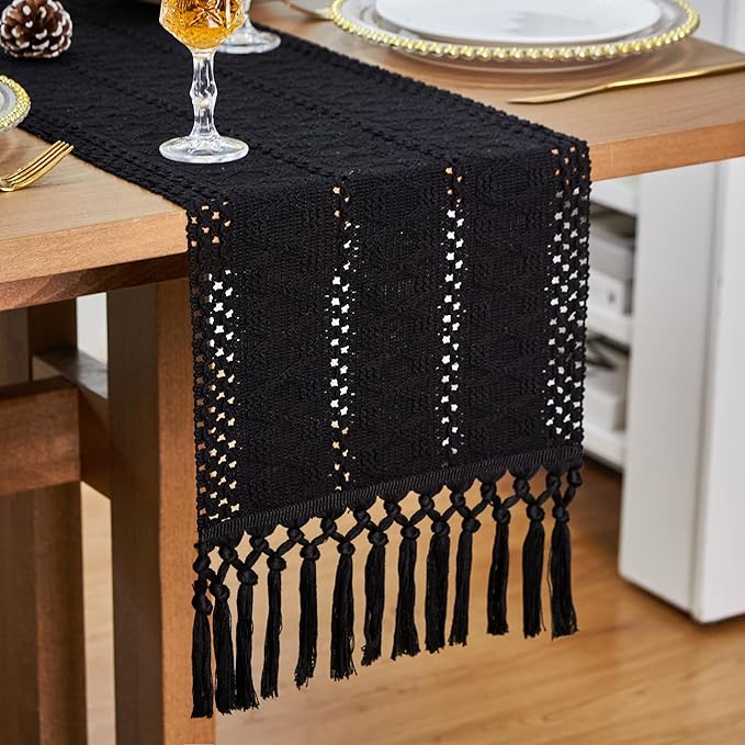 FEXIA Macrame Table Runner - Image 4